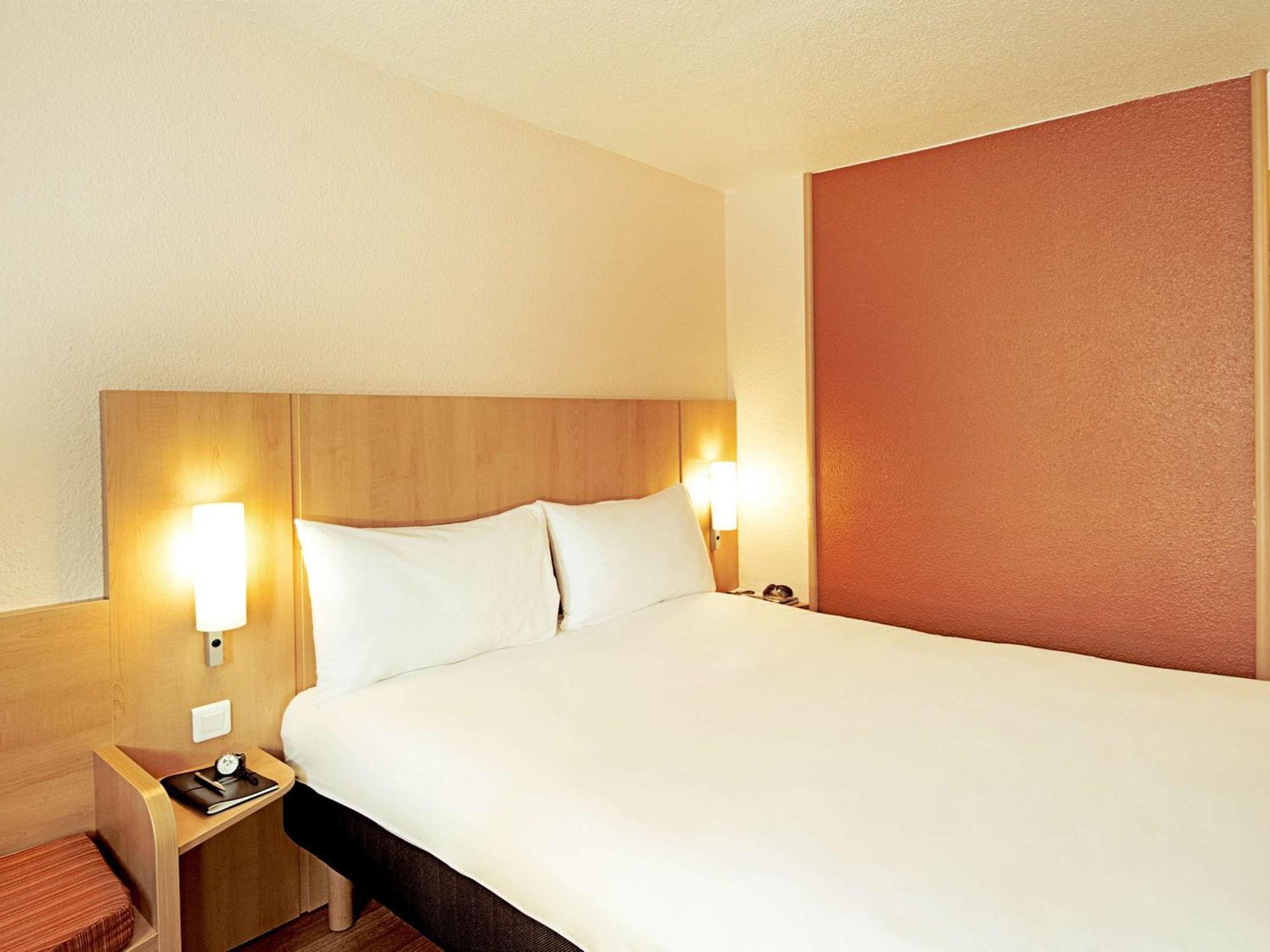 ไอบิส อูล์มซิตี้ Hotel ภายนอก รูปภาพ