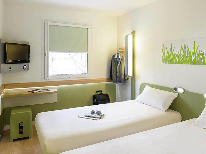 ไอบิส อูล์มซิตี้ Hotel ภายนอก รูปภาพ